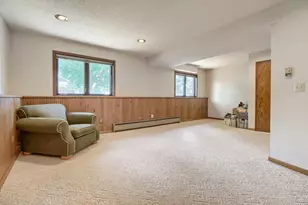383 Belmont Ln E, Maplewood, MN 55117 - Photo 20