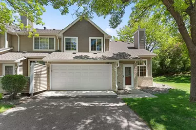 18231 Warbler Lane, Eden Prairie, MN 55346 - Photo 2
