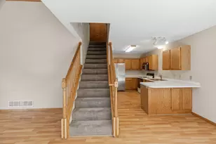 18231 Warbler Ln, Eden Prairie, MN 55346 - Photo 8