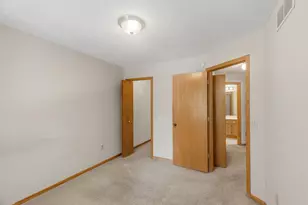 18231 Warbler Ln, Eden Prairie, MN 55346 - Photo 18