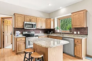 3649 Commonwealth Rd, Woodbury, MN 55125 - Photo 2