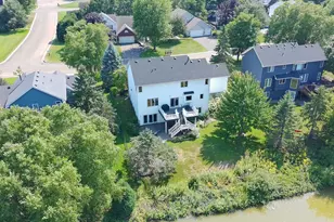 3649 Commonwealth Rd, Woodbury, MN 55125 - Photo 32