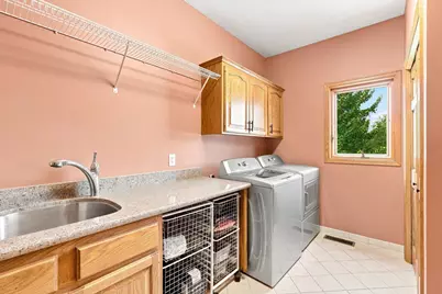 3649 Commonwealth Road, Woodbury, MN 55125 - Photo 22