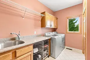 3649 Commonwealth Rd, Woodbury, MN 55125 - Photo 22