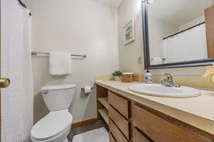 7501 W 101st St, Bloomington, MN 55438 - Photo 30