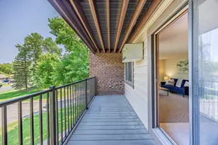 7501 W 101st St, Bloomington, MN 55438 - Photo 18