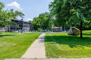 7501 W 101st St, Bloomington, MN 55438 - Photo 48