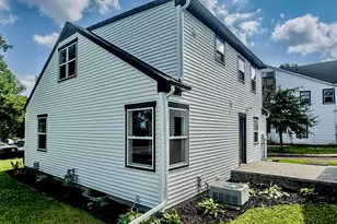 1110 S Washington Ave, Saint Peter, MN 56082 - Photo 2