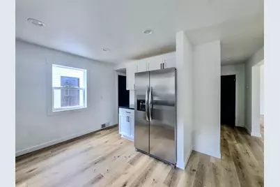 1110 S Washington Avenue, Saint Peter, MN 56082 - Photo 8
