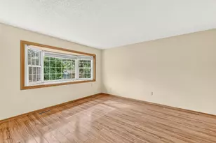 2444 Melody St SE, Rochester, MN 55904 - Photo 6