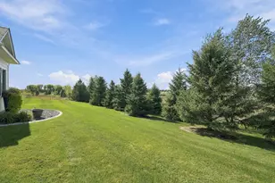 8620 Irving Cir N, Lake Elmo, MN 55042 - Photo 14