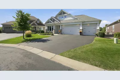 8620 Irving Circle N, Lake Elmo, MN 55042 - Photo 2