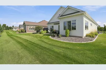 8620 Irving Circle N, Lake Elmo, MN 55042 - Photo 6