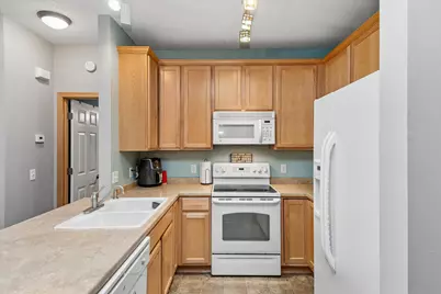 6727 Pine Crest Trail S, Cottage Grove, MN 55016 - Photo 4