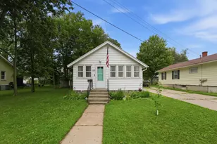223 31st Ave N, Saint Cloud, MN 56303 - Photo 1