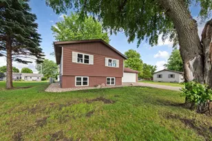 1114 10th St, Gaylord, MN 55334 - Photo 4