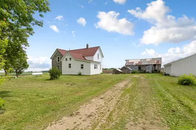 10401 SW 62nd Avenue, Ellendale, MN 56026 - Photo 2