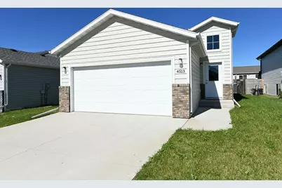 4513 17 Street S, Moorhead, MN 56560 - Photo 1