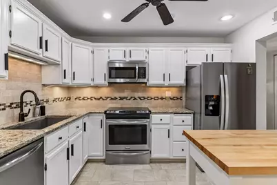 6085 Rowland Road #207, Minnetonka, MN 55343 - Photo 1