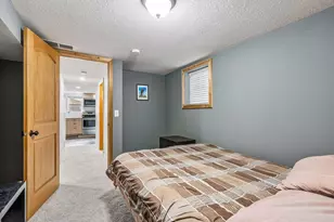3919 Tyler St NE, Columbia Heights, MN 55421 - Photo 24