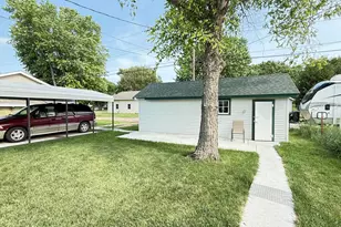 335 E Schlieman Ave, Appleton, MN 56208 - Photo 8