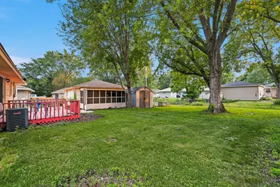 11212 Arrowhead Street NW, Coon Rapids, MN 55433 - Photo 4