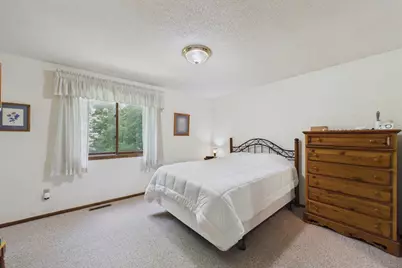 9194 Goldenrod Lane N, Maple Grove, MN 55369 - Photo 10