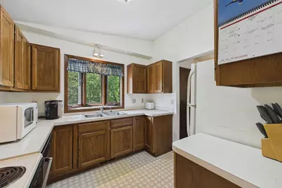 9194 Goldenrod Lane N, Maple Grove, MN 55369 - Photo 6
