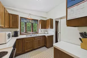 9194 Goldenrod Ln N, Maple Grove, MN 55369 - Photo 6
