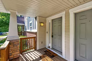 1451 Magnolia Ave E, Saint Paul, MN 55106 - Photo 2