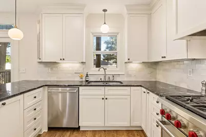 2504 Humboldt Avenue S, Minneapolis, MN 55405 - Photo 12
