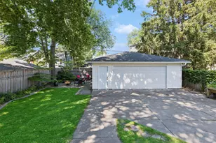 2504 Humboldt Ave S, Minneapolis, MN 55405 - Photo 40