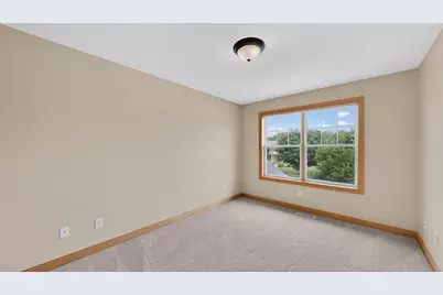 3655 Stone Point Drive NE, Rochester, MN 55906 - Photo 32