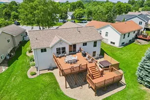 152 Sylla St, River Falls, WI 54022 - Photo 4