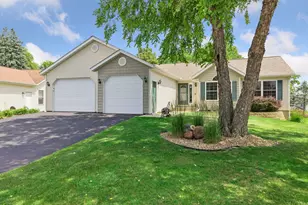 152 Sylla St, River Falls, WI 54022 - Photo 1
