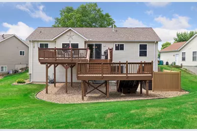 152 Sylla Street, River Falls, WI 54022 - Photo 6