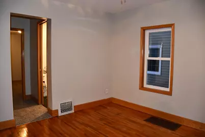 321 Tindolph Avenue N, Thief River Falls, MN 56701 - Photo 4