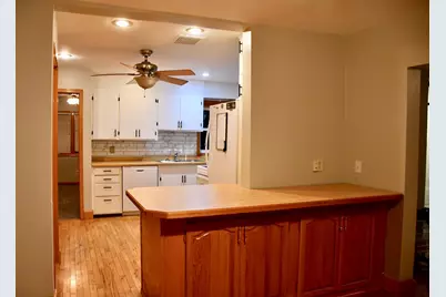 321 Tindolph Avenue N, Thief River Falls, MN 56701 - Photo 14