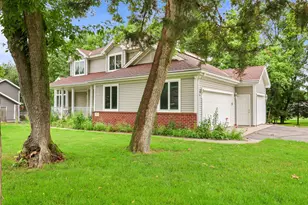1903 Meadow Rose Blvd, Saint Cloud, MN 56301 - Photo 2