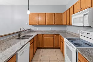 652 Willoughby Way W, Minnetonka, MN 55305 - Photo 10