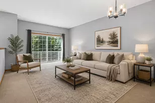 652 Willoughby Way W, Minnetonka, MN 55305 - Photo 2
