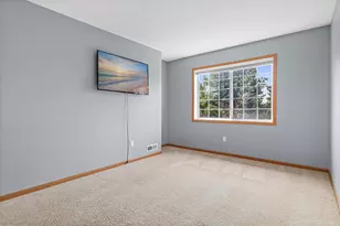652 Willoughby Way W, Minnetonka, MN 55305 - Photo 14