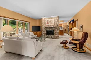 655 Evergreen Cir, Shoreview, MN 55126 - Photo 18