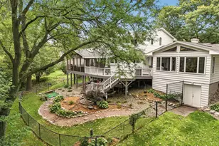 5512 Hillside Ct, Edina, MN 55439 - Photo 8