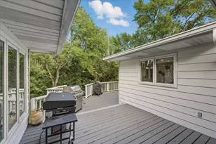 5512 Hillside Ct, Edina, MN 55439 - Photo 12