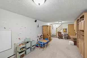 5512 Hillside Ct, Edina, MN 55439 - Photo 62