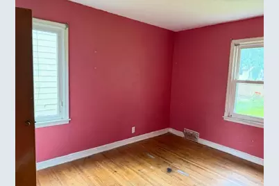 132 Richmond Street E, South Saint Paul, MN 55075 - Photo 12