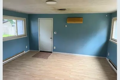 132 Richmond Street E, South Saint Paul, MN 55075 - Photo 8