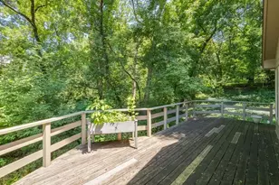 15208 Crown Dr, Minnetonka, MN 55345 - Photo 8