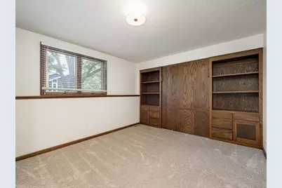 15208 Crown Drive, Minnetonka, MN 55345 - Photo 28